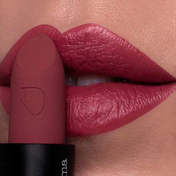 THE LIPSTICK LUMI-MATT REFILL SYSTEM