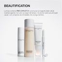 Quattro prodotti per la cura della pelle della linea Beautification di Diego Dalla Palma — lozione, crema, siero e penna — sono esposti su uno sfondo bianco, con una didascalia in italiano che ne evidenzia i benefici antietà, tra cui il “Burro-siero Labbra Rimpolpante” per chi è alla ricerca di un trattamento intensivo per le labbra.