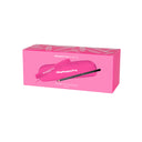 Una confezione rettangolare rosa con la scritta “Kit Mascara - MyHappyToy”, sulla cui parte anteriore è raffigurata una maschera per gli occhi rosa e una matita occhi nera. Il nome del marchio, Diego dalla Palma Milano, è stampato sotto la maschera per gli occhi, a sottolineare l’indispensabilità di questo set di trucco che si abbina perfettamente al mascara per uno sguardo mozzafiato.