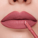 STAY ON ME ROSSETTO LIQUIDO A LUNGA TENUTA