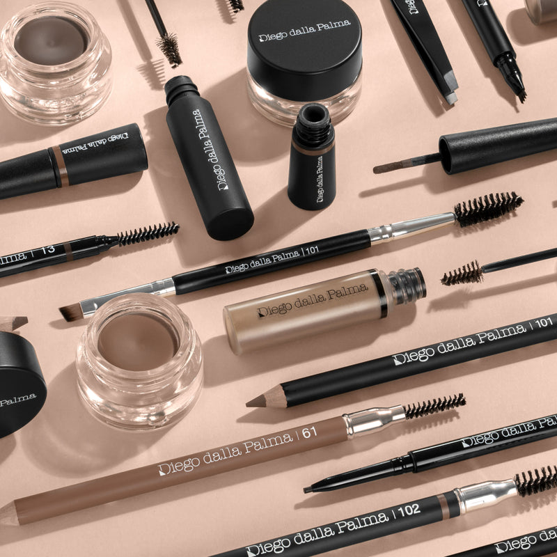 HIGH-PRECISION BROW PENCIL - WATER-RESISTANT - LONG-LASTING 