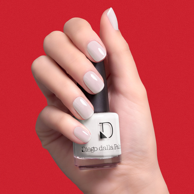 NAIL POLISH